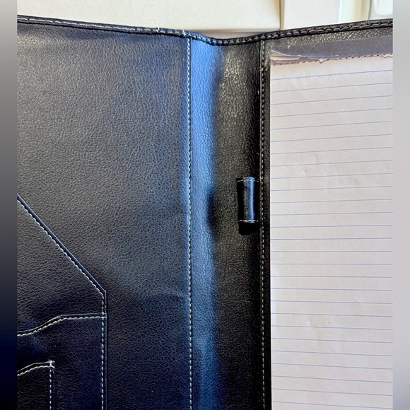 π€πStunning Rare ROOTS Black Leather Notebook Portfolioππ€ - Picture 3 of 16